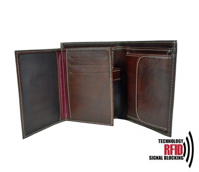Peňaženka-je-určená-pre-tých-ktorí-potrebujú-kvalitnú-koženú-peňaženku-na-každý-deň-3